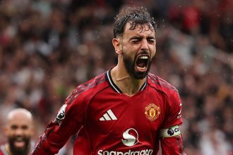 Bruno Fernandes celebrating,