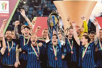Inter Milan celebrating