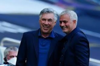 Mourinho and Ancelotti smiling