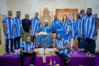 Oba Elegushi with Chelsea delegation and Victor Moses in Lagos